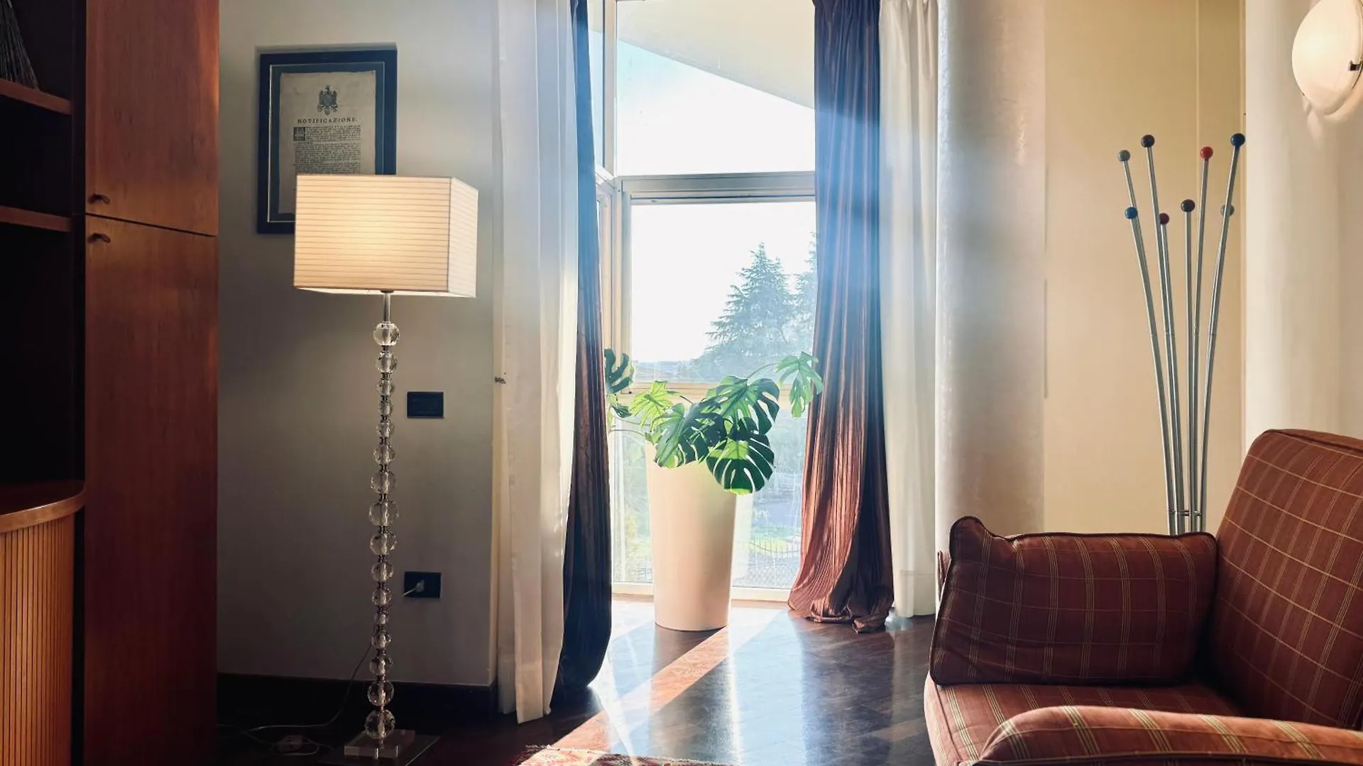 Villa Nuvola Suites 피오라노모데네세 B&B